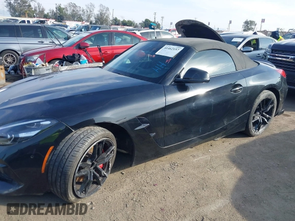 2022 BMW Z4 sDriveM40i with VIN WBAHF9C08NWX38258, listed as a IAAI auction lot 41462157 with 43,534 mi miles and . Bid and sale history available at DreamBid. Image 14.
