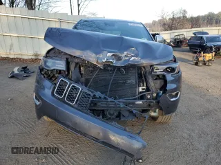 2018 Jeep Grand Cherokee Limited z VIN 1C4RJFBG7JC369651, wystawiony jako Copart lot #81523544 z przebiegiem 159 091 mil mil oraz Szkoda całkowita • Salvage title. Historia ofert i sprzedaży dostępna na DreamBid. Obrazek 5.