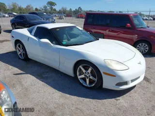 2007 Chevrolet Corvette with VIN 1G1YY26U375119958, listed as a IAAI auction lot 41714301 with 1 mi miles. Bid and sale history available at carsss.com. Image 1.