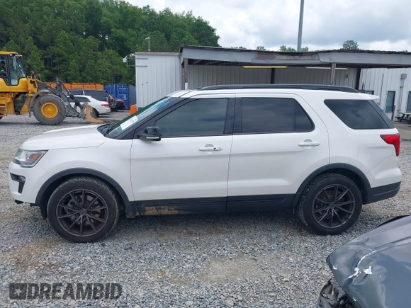 2019 Ford Explorer XLT with VIN 1FM5K7D84KGB01752, listed as a IAAI auction lot 42423239 with 97,861 mi miles and . Bid and sale history available at DreamBid. Image 15.