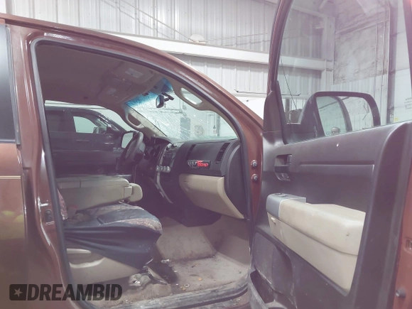 2007 Toyota Tundra SR5 with VIN 5TFBT54187X007232, listed as a IAAI auction lot 41848302 with 168,324 mi miles and . Bid and sale history available at DreamBid. Image 5.
