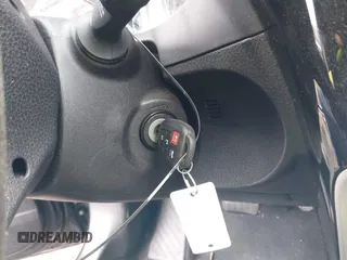 2018 Toyota Corolla L z VIN 5YFBURHE0JP801312, wystawiony jako IAAI lot #41235233 z przebiegiem 92 340 mil mil oraz . Historia ofert i sprzedaży dostępna na DreamBid. Obrazek 11.