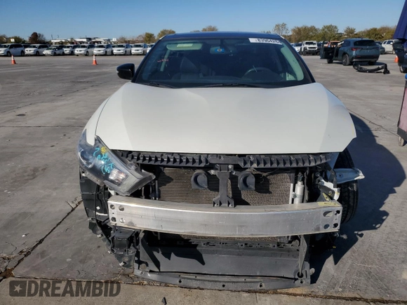 2017 Nissan Maxima SV z VIN 1N4AA6AP1HC416851, wystawiony jako Copart lot #83964264 z przebiegiem 90 717 mil mil oraz Szkoda całkowita • Salvage title. Historia ofert i sprzedaży dostępna na DreamBid. Obrazek 5.