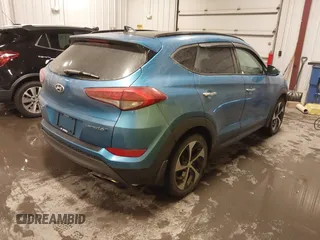 2016 Hyundai Tucson Limited with VIN KM8J33A27GU085639, listed as a IAAI auction lot 41733158 with 111,155 mi miles. Bid and sale history available at carsss.com. Image 4.