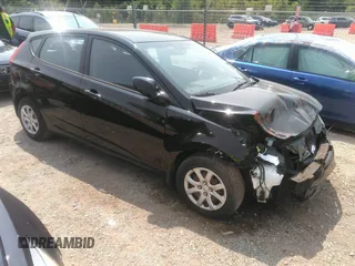 2013 Hyundai Accent GS z VIN KMHCT5AE9DU089024, wystawiony jako IAAI lot #39955241 z przebiegiem 106 095 mil mil oraz . Historia ofert i sprzedaży dostępna na DreamBid. Obrazek 1.