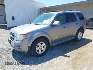 2008 Ford Escape Hybrid with VIN 1FMCU59H28KB77877, listed as a IAAI auction lot 42538747 with 305,353 mi miles and . Bid and sale history available at DreamBid. Image 2.