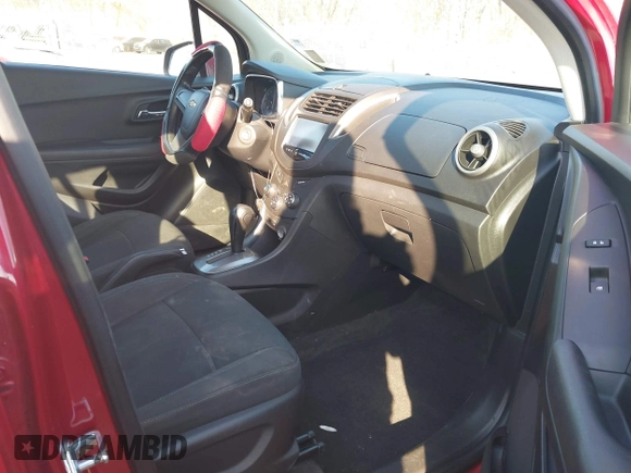 2015 Chevrolet Trax LS with VIN KL7CJKSB5FB061777, listed as a IAAI auction lot 41764889 with 179,410 mi miles. Bid and sale history available at carsss.com. Image 5.