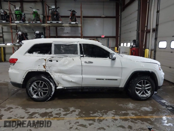 2017 Jeep Grand Cherokee Limited with VIN 1C4RJFBG3HC760581, listed as a IAAI auction lot 41070420 with 103,385 mi miles. Bid and sale history available at carsss.com. Image 13.