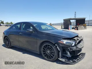 2019 Mercedes-Benz A 220 z VIN WDD3G4EB0KW012830, wystawiony jako Copart lot #56175745 z przebiegiem 89 755 mil mil oraz Szkoda całkowita • Salvage title. Historia ofert i sprzedaży dostępna na DreamBid. Obrazek 4.