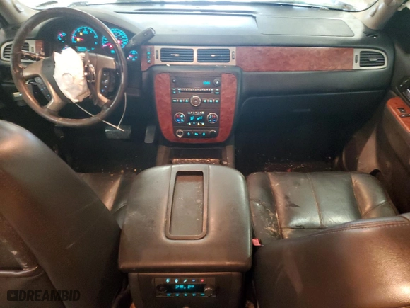 2013 Chevrolet Suburban LT with VIN 1GNSCJE04DR126904, listed as a Copart auction lot 86012914 with 276,046 mi miles and Clean Title. Bid and sale history available at carsss.com. Image 8.
