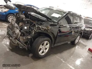 2014 Toyota RAV4 XLE with VIN 2T3RFREVXEW126786, listed as a IAAI auction lot 41537950 with 82,407 mi miles. Bid and sale history available at carsss.com. Image 17.