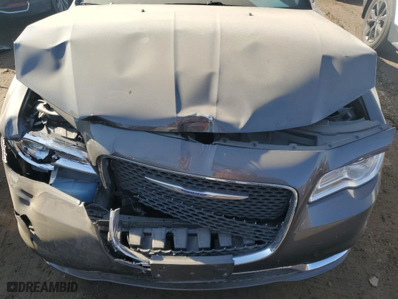 2019 Chrysler 300 Touring with VIN 2C3CCARG3KH663947, listed as a Copart auction lot 48695625 with 37,208 mi miles and Salvage Title. Bid and sale history available at carsss.com. Image 11.