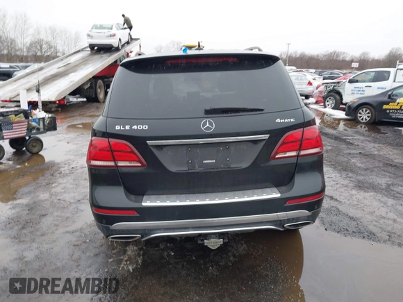 2019 Mercedes-Benz GLE 400 with VIN 4JGDA5GB3KB207679, listed as a IAAI auction lot 41556577 with 199,755 mi miles and . Bid and sale history available at DreamBid. Image 16.