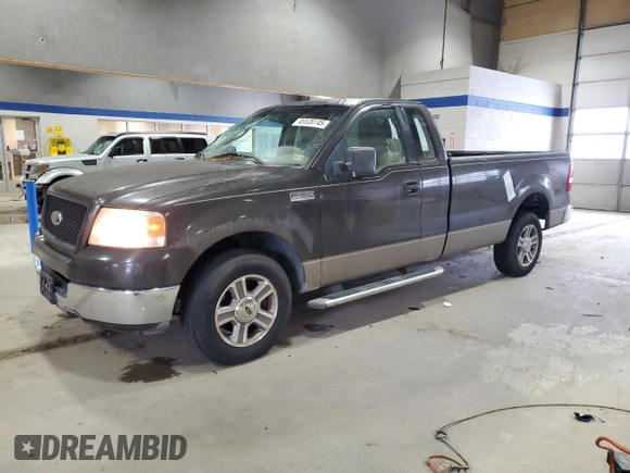 2005 Ford F-150 XL with VIN 1FTRF12W15KC15606, listed as a Copart auction lot 45539145 with 102,208 mi miles and Salvage Title. Bid and sale history available at carsss.com. Image 1.