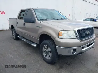 2006 Ford F-150 XLT with VIN 1FTPW14V96KD06801, listed as a IAAI auction lot 42095188 with 145,252 mi miles. Bid and sale history available at carsss.com. Image 1.