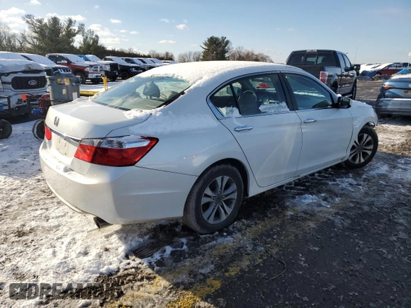 2014 Honda Accord LX with VIN 1HGCR2F35EA134201, listed as a Copart auction lot 41395065 with 83,196 mi miles and Salvage Title. Bid and sale history available at carsss.com. Image 3.