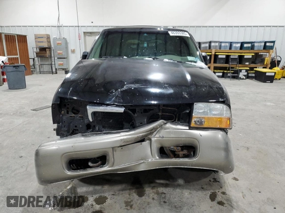 2001 GMC Jimmy SLE with VIN 1GKDT13WX12162484, listed as a Copart auction lot 46393385 with 0 mi miles and Salvage Title. Bid and sale history available at carsss.com. Image 5.