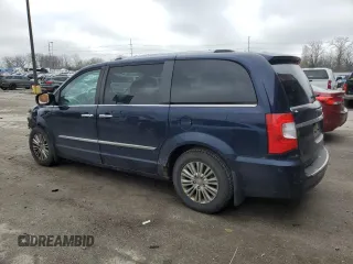 2013 Chrysler Town & Country Limited z VIN 2C4RC1GG9DR711585, wystawiony jako Copart lot #52674455 z przebiegiem Nie podano mil oraz Szkoda całkowita • Salvage title. Historia ofert i sprzedaży dostępna na DreamBid. Obrazek 2.