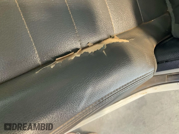 2017 Ram 1500 Tradesman с VIN 3C6JR6DG0HG776907, выставлен на аукционе IAAI как лот 42743426 с пробегом 162 492 миль миль и . История ставок и продаж доступна на DreamBid. Изображение 22.
