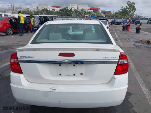 2007 Chevrolet Malibu LTZ with VIN 1G1ZU57N77F175100, listed as a IAAI auction lot 41528438 with 209,215 mi miles. Bid and sale history available at carsss.com. Image 17.