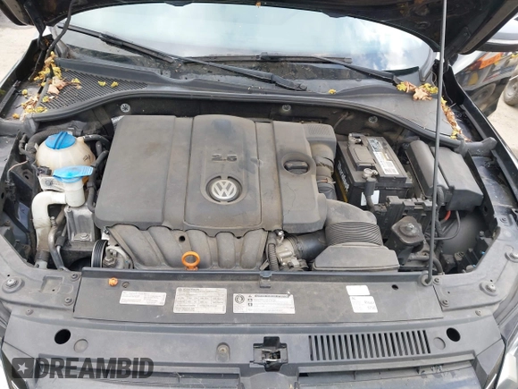 2012 Volkswagen Passat SE with VIN 1VWBP7A31CC047883, listed as a IAAI auction lot 42130138 with 142,017 mi miles. Bid and sale history available at carsss.com. Image 10.