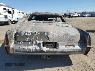 1973 Cadillac Fleetwood z VIN 6D47R3Q236154, wystawiony jako Copart lot #67947044 z przebiegiem Nie podano mil oraz Szkody całkowita. Historia ofert i sprzedaży dostępna na DreamBid. Obrazek 6.