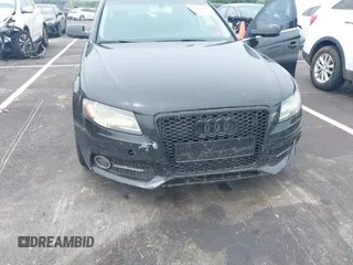 2010 Audi A4 Premium Plus z VIN WAUEFAFL1AN042769, wystawiony jako IAAI lot #42364832 z przebiegiem 166 715 mil mil oraz . Historia ofert i sprzedaży dostępna na DreamBid. Obrazek 6.