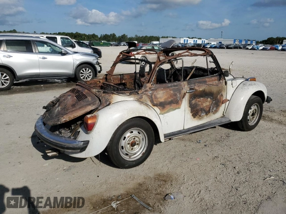 1976 Volkswagen Beetle с VIN 1562125991, выставлен на аукционе Copart как лот 54744575 с пробегом Не указан миль и На запчасти • Non repairable. История ставок и продаж доступна на DreamBid. Изображение 3.