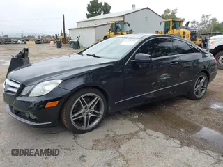 2010 Mercedes-Benz E 350 with VIN WDDKJ5GB8AF042429, listed as a IAAI auction lot 42194496 with 158,320 mi miles and . Bid and sale history available at DreamBid. Image 2.