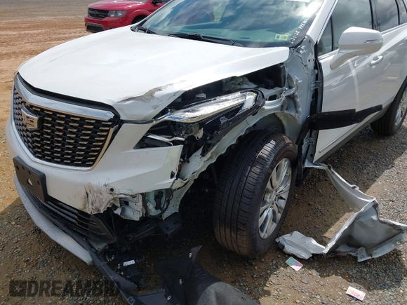 2020 Cadillac XT5 Premium Luxury AWD with VIN 1GYKNDRSXLZ156546, listed as a IAAI auction lot 42654527 with 39,911 mi miles and . Bid and sale history available at DreamBid. Image 6.
