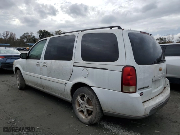 2005 Chevrolet Uplander LS with VIN 1GNDV23L15D200929, listed as a Copart auction lot 76181024 with NaN miles and Salvage Title. Bid and sale history available at carsss.com. Image 2.