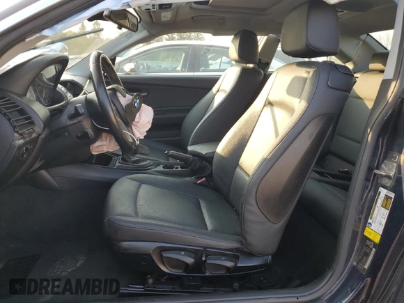 2009 BMW 1 Series 128i with VIN WBAUP73569VK76113, listed as a Copart auction lot 73601344 with Not Provided miles and Salvage Title. Bid and sale history available at carsss.com. Image 7.
