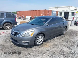 2014 Nissan Altima S with VIN 1N4AL3AP7EN355837, listed as a IAAI auction lot 42102259 with 290,639 mi miles and . Bid and sale history available at carsss.com. Image 2.
