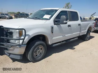 2019 Ford Super Duty F-250 SRW XL with VIN 1FT7W2B60KED26445, listed as a IAAI auction lot 41896494 with 101,098 mi miles. Bid and sale history available at carsss.com. Image 17.