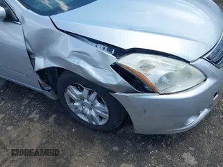 2012 Nissan Altima S z VIN 1N4AL2AP6CC124978, wystawiony jako IAAI lot #42235066 z przebiegiem 197 538 mil mil oraz . Historia ofert i sprzedaży dostępna na DreamBid. Obrazek 6.