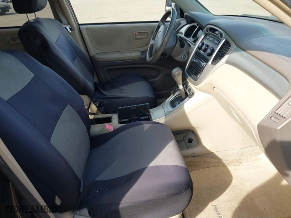 2004 Toyota Highlander with VIN JTEDP21A140009565, listed as a IAAI auction lot 41900913 with 217,848 mi miles. Bid and sale history available at carsss.com. Image 5.