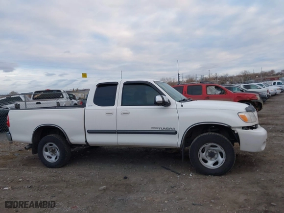 2005 Toyota Tundra SR5 with VIN 5TBBT44145S472290, listed as a IAAI auction lot 41030814 with 159,098 mi miles. Bid and sale history available at carsss.com. Image 13.