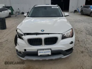 2015 BMW X1 xDrive28i with VIN WBAVL1C58FVY28378, listed as a Copart auction lot 49800065 with 114,059 mi miles and Salvage Title. Bid and sale history available at carsss.com. Image 5.