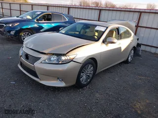 2015 Lexus ES 350 with VIN JTHBK1GG0F2151931, listed as a IAAI auction lot 41262124 with 47,062 mi miles. Bid and sale history available at carsss.com. Image 17.