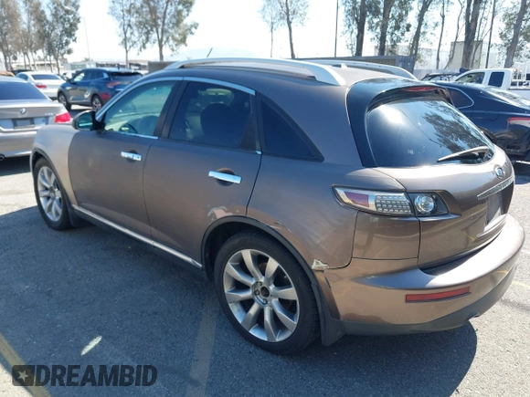 2006 Infiniti FX with VIN JNRAS08U56X100133, listed as a IAAI auction lot 41630866 with 191,231 mi miles. Bid and sale history available at carsss.com. Image 3.