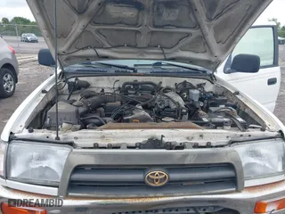 1998 Toyota 4Runner with VIN JT3GM84R5W0031171, listed as a IAAI auction lot 41989920 with 163,296 mi miles. Bid and sale history available at carsss.com. Image 10.