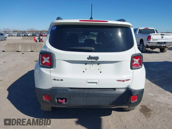 2018 Jeep Renegade Trailhawk with VIN ZACCJBCB1JPH28490, listed as a IAAI auction lot 41406910 with 76,003 mi miles. Bid and sale history available at carsss.com. Image 16.