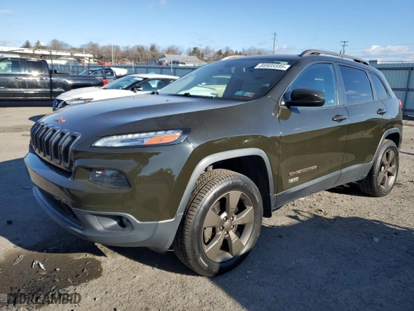 2016 Jeep Cherokee Altitude with VIN 1C4PJMCS2GW309427, listed as a Copart auction lot 88905595 with 175,974 mi miles and Salvage Title. Bid and sale history available at carsss.com. Image 1.