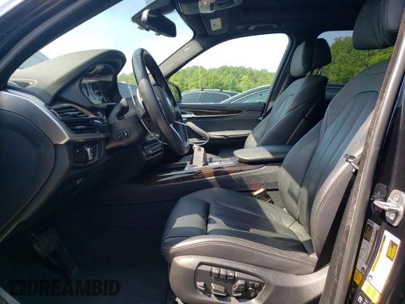 2017 BMW X5 xDrive35i with VIN 5UXKR0C37H0X80867, listed as a Copart auction lot 58697515 with 54,191 mi miles and Salvage title. Bid and sale history available at DreamBid. Image 7.