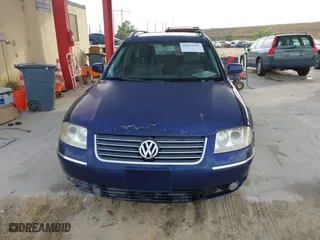 2003 Volkswagen Passat GLS with VIN WVWVD63B93E026484, listed as a IAAI auction lot 41071543 with 172,538 mi miles. Bid and sale history available at carsss.com. Image 6.