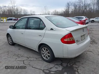 2003 Toyota Prius with VIN JT2BK18U630070910, listed as a IAAI auction lot 41628888 with 139,584 mi miles. Bid and sale history available at carsss.com. Image 3.