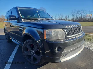 2013 Land Rover Range Rover Sport SC with VIN SALSH2E45DA806000, listed as a Copart auction lot 85098274 with 136,180 mi miles and Clean Title. Bid and sale history available at carsss.com. Image 1.