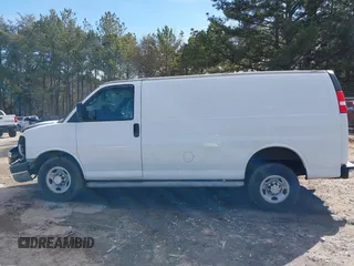 2018 Chevrolet Express Cargo Van with VIN 1GCWGAFG6J1906956, listed as a IAAI auction lot 41391624 with 87,038 mi miles. Bid and sale history available at carsss.com. Image 14.