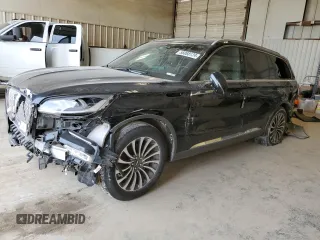 2020 Lincoln Aviator Reserve z VIN 5LM5J7WC2LGL28425, wystawiony jako Copart lot #56068124 z przebiegiem 82 282 mil mil oraz Szkoda całkowita • Salvage title. Historia ofert i sprzedaży dostępna na DreamBid. Obrazek 1.