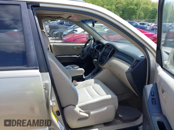 2003 Toyota Highlander z VIN JTEHF21A030137539, wystawiony jako IAAI lot #42196656 z przebiegiem 259 112 mil mil oraz . Historia ofert i sprzedaży dostępna na DreamBid. Obrazek 5.